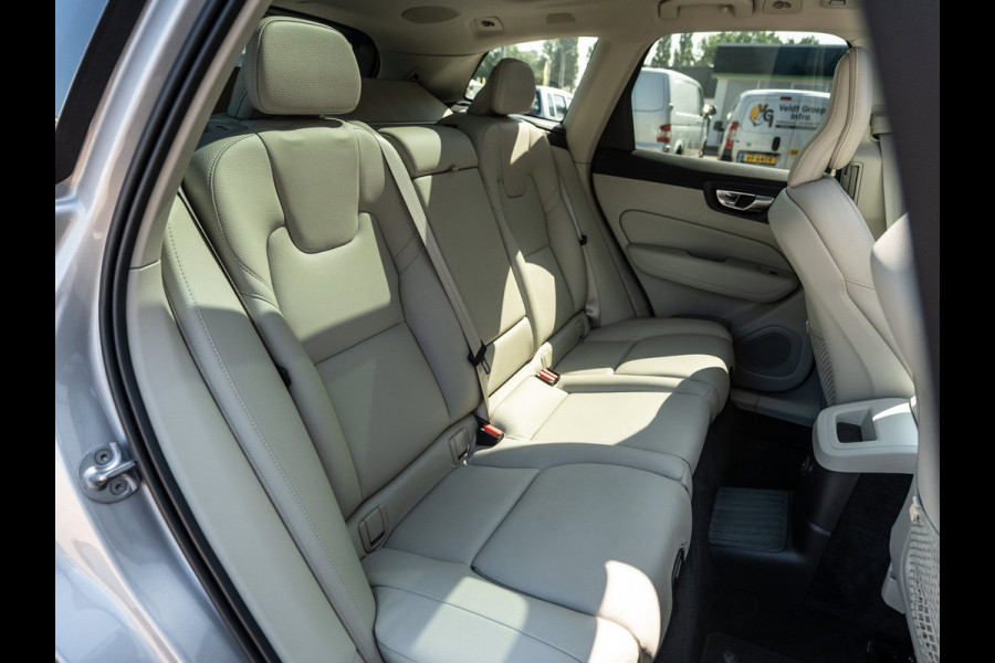Volvo XC60 2.0 T8 455PK Plug-in hybrid AWD Ultimate Dark | SOH 99,8% | Pano | H/K Sound | Surround View