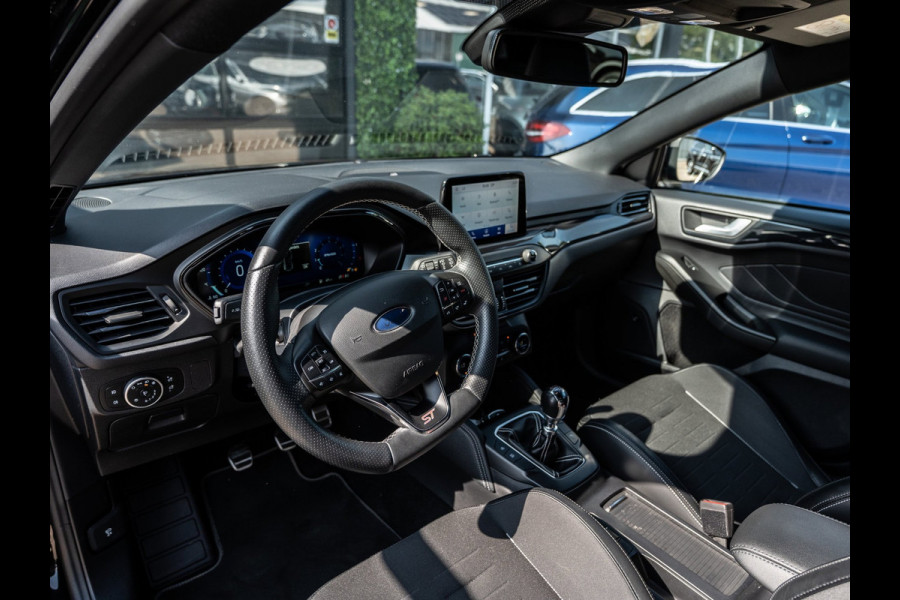 Ford Focus 2.3 EcoBoost ST-3 | B&O | Camera | Winter Pack