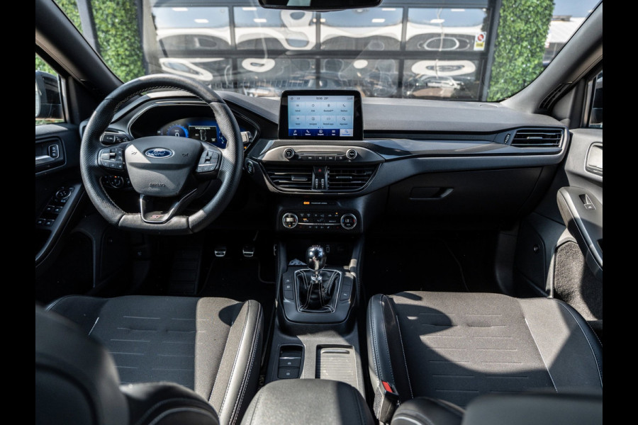 Ford Focus 2.3 EcoBoost ST-3 | B&O | Camera | Winter Pack