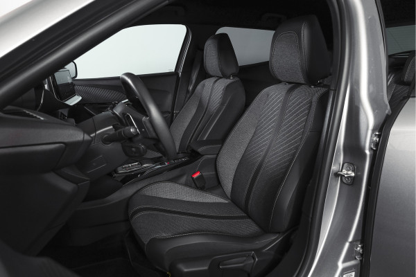 Peugeot 2008 1.2 PureTech 130 PK Allure - Automaat | Dig. Cockpit | Adapt. Cruise | Stoelverw. | PDC | Camera | App. Connect | ECC | LM 17" |