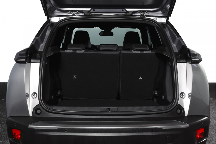 Peugeot 2008 1.2 PureTech 130 PK Allure - Automaat | Dig. Cockpit | Adapt. Cruise | Stoelverw. | PDC | Camera | App. Connect | ECC | LM 17" |