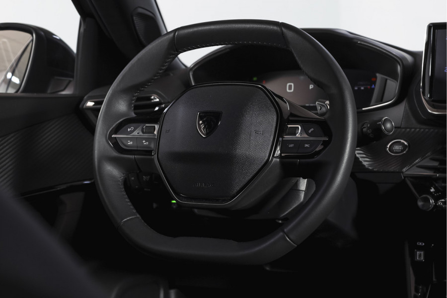 Peugeot 2008 1.2 PureTech 130 PK Allure - Automaat | Dig. Cockpit | Adapt. Cruise | Stoelverw. | PDC | Camera | App. Connect | ECC | LM 17" |