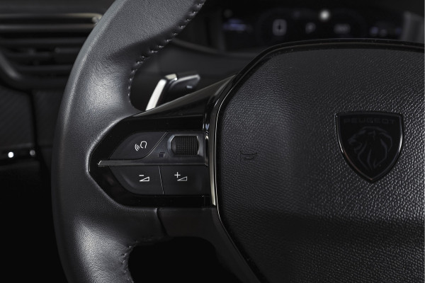 Peugeot 2008 1.2 PureTech 130 PK Allure - Automaat | Dig. Cockpit | Adapt. Cruise | Stoelverw. | PDC | Camera | App. Connect | ECC | LM 17" |
