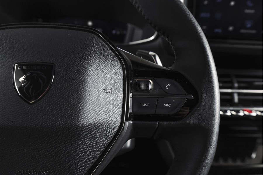 Peugeot 2008 1.2 PureTech 130 PK Allure - Automaat | Dig. Cockpit | Adapt. Cruise | Stoelverw. | PDC | Camera | App. Connect | ECC | LM 17" |