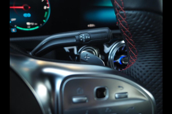 Mercedes-Benz CLA-Klasse 250e AMG / Pano / Distronic / Ambient / Multibeam / CarPlay / Camera / 19inch