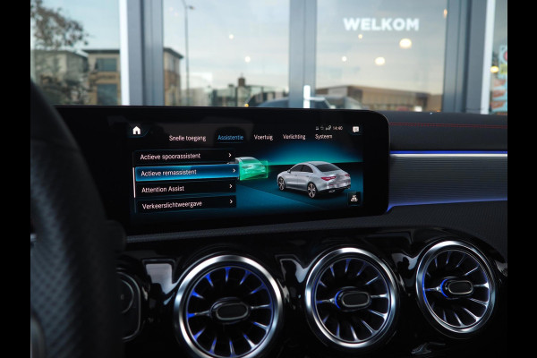 Mercedes-Benz CLA-Klasse 250e AMG / Pano / Distronic / Ambient / Multibeam / CarPlay / Camera / 19inch