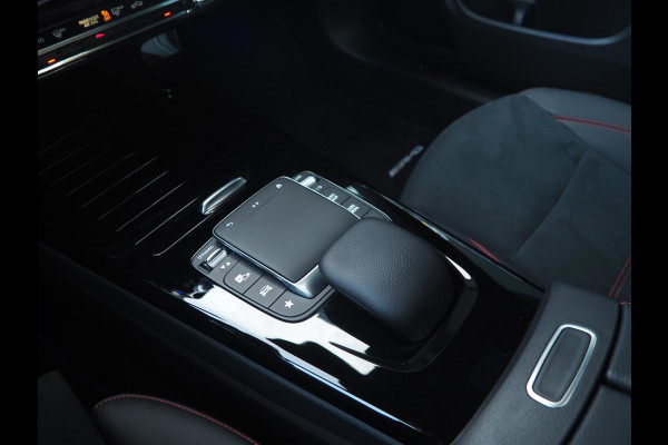 Mercedes-Benz CLA-Klasse 250e AMG / Pano / Distronic / Ambient / Multibeam / CarPlay / Camera / 19inch