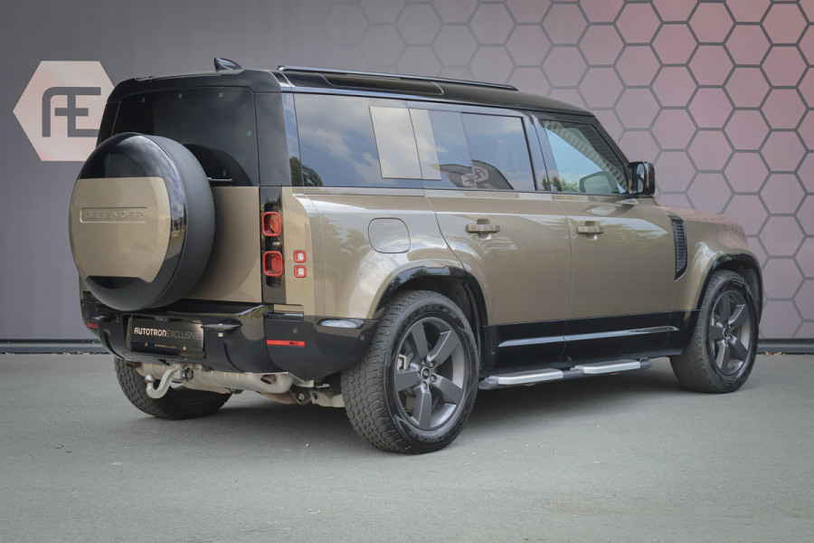 Land Rover Defender 110 P300e X-Dynamic SE