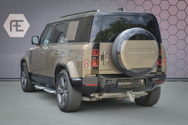 Land Rover Defender 110 P300e X-Dynamic SE