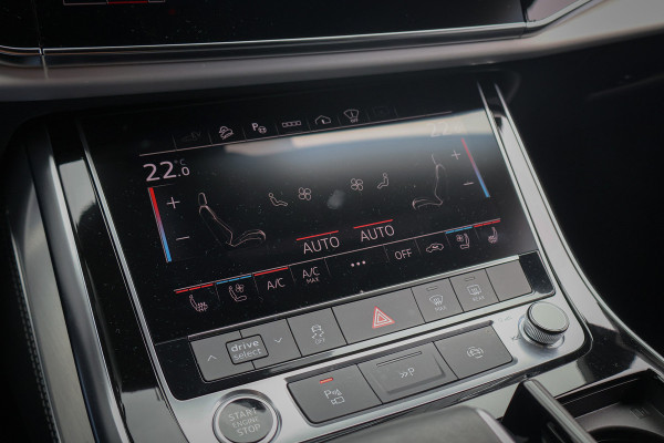 Audi Q8 55 TFSI e quattro Pro Line S | ADAPTIVE CRUISE | 360 CAMERA | MASSAGE | STOELVERWARMING & VERKOELING | STUURVERWARMING | SFEERVE ADAPTIVE
