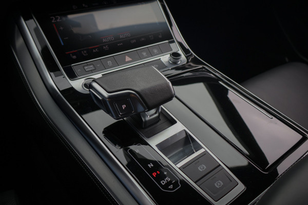 Audi Q8 55 TFSI e quattro Pro Line S | ADAPTIVE CRUISE | 360 CAMERA | MASSAGE | STOELVERWARMING & VERKOELING | STUURVERWARMING | SFEERVE ADAPTIVE