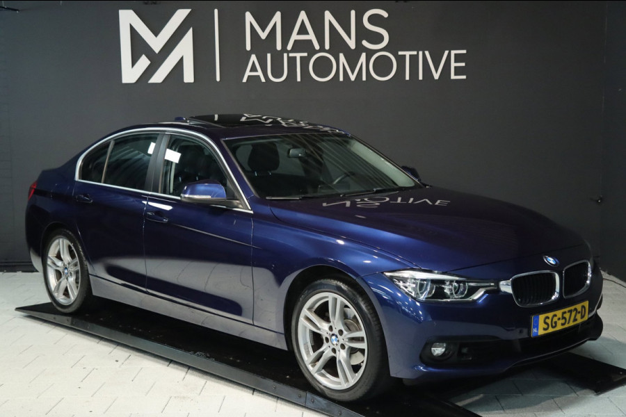 BMW 3 Serie 318i High Executive / SCHUIFDAK / LEDER / CARPLAY / STOELVERW