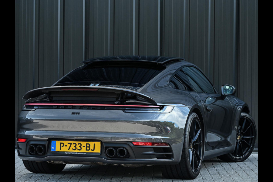 Porsche 911 3.0 Carrera | Panoramadak | Dealeronderhouden | 360 Camera | Ambiance Interieur | Stoel + Stuurverwarming | Elektrisch Verstelbare Stoelen |