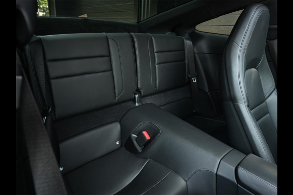 Porsche 911 3.0 Carrera | Panoramadak | Dealeronderhouden | 360 Camera | Ambiance Interieur | Stoel + Stuurverwarming | Elektrisch Verstelbare Stoelen |