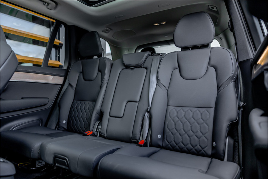 Volvo XC90 2.0 T8 Plug-in hybrid AWD Plus Bright - Panorama | H&K | Memory | 360 Camera