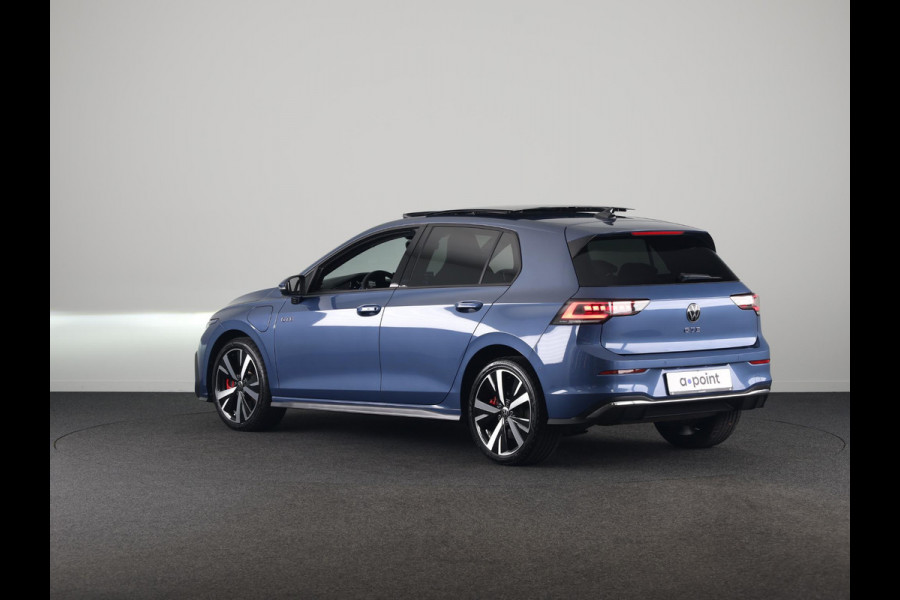 Volkswagen Golf 1.5 eHybrid GTE 272 pk Automaat (DSG) | Verlengde garantie | Navigatie | Panoramadak | Trekhaak (wegklapbaar) | Parkeersensoren (Park assist) | Rondomzicht camera | Head-up display |