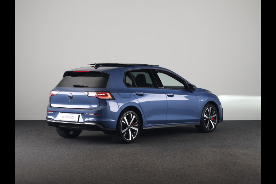 Volkswagen Golf 1.5 eHybrid GTE 272 pk Automaat (DSG) | Verlengde garantie | Navigatie | Panoramadak | Trekhaak (wegklapbaar) | Parkeersensoren (Park assist) | Rondomzicht camera | Head-up display |