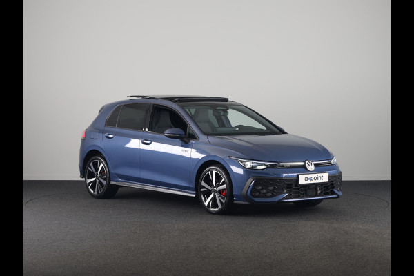 Volkswagen Golf 1.5 eHybrid GTE 272 pk Automaat (DSG) | Verlengde garantie | Navigatie | Panoramadak | Trekhaak (wegklapbaar) | Parkeersensoren (Park assist) | Rondomzicht camera | Head-up display |