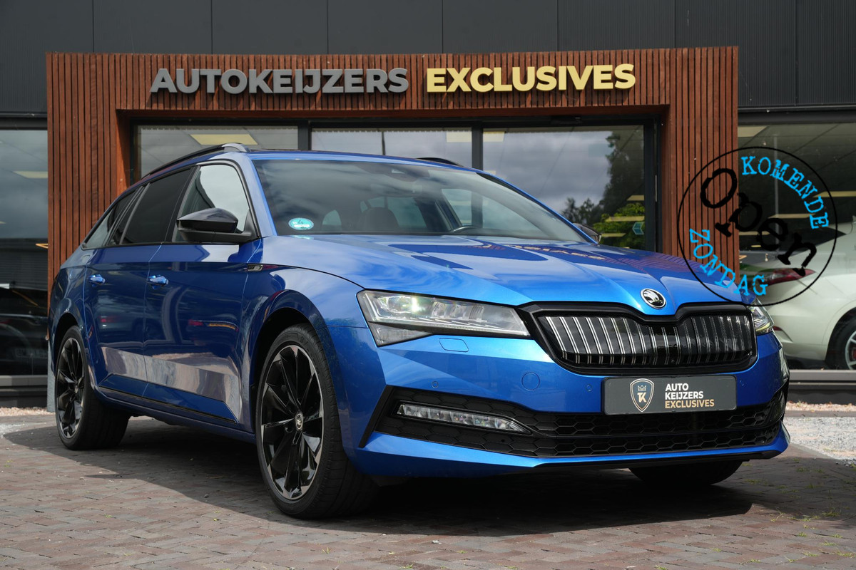 Škoda Superb Combi 1.4 iV Sportline Panoramadak Canton 360 Camera Keyless Dab+ Side Assist Leder Alcantara Stoelverwarming