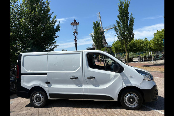 Renault Trafic 1.6 DCI TURBO PROBLEM?/MARGE/NAVIGATION/DRIVES OKAY