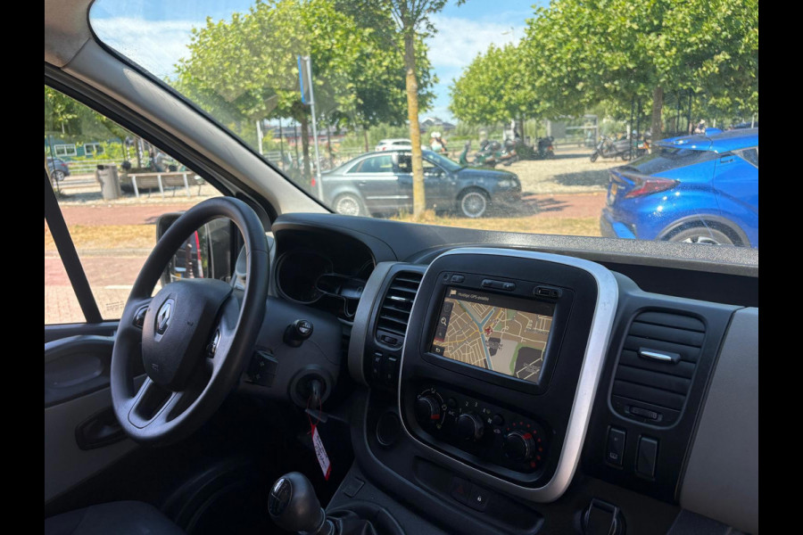 Renault Trafic 1.6 DCI TURBO PROBLEM?/MARGE/NAVIGATION/DRIVES OKAY