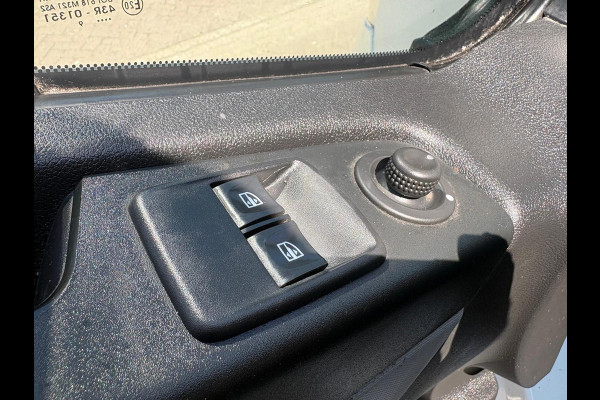 Renault Trafic 1.6 DCI TURBO PROBLEM?/MARGE/NAVIGATION/DRIVES OKAY
