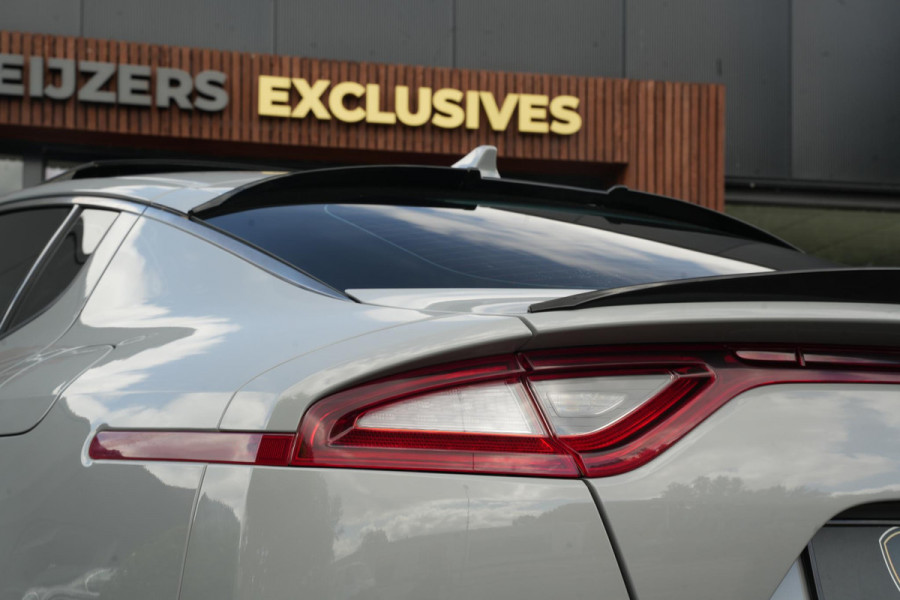 Kia Stinger 3.3 V6 T-GDI AWD GT Schuifdak Stoelverw. Leer Cruise Camera
