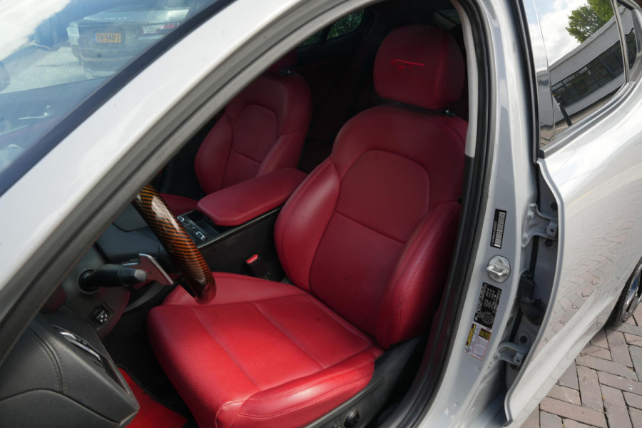 Kia Stinger 3.3 V6 T-GDI AWD GT Schuifdak Stoelverw. Leer Cruise Camera