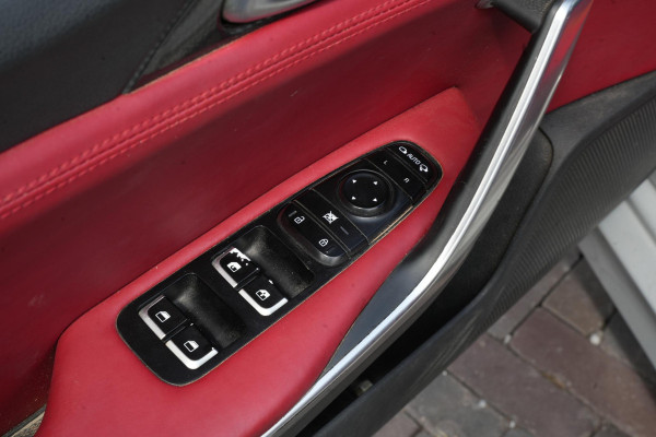 Kia Stinger 3.3 V6 T-GDI AWD GT Schuifdak Stoelverw. Leer Cruise Camera