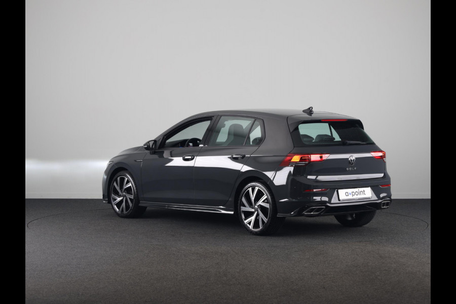 Volkswagen Golf 1.5 TSI R-Line 130 pk | Navigatie via App | Parkeersensoren | Autom. airco | Apple Carplay/Android Auto | R-Line |