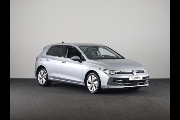 Volkswagen Golf 1.5 eHybrid Style Edition 204 pk Automaat (DSG) | Navigatie via App | Parkeersensoren (Park assist) | Achteruitrijcamera | Adaptieve cruise control | Autom. airco (3 zones) |