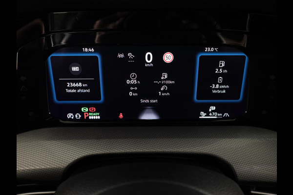 Volkswagen Golf 1.5 eHybrid Style Edition 204 pk Automaat (DSG) | Navigatie via App | Parkeersensoren (Park assist) | Achteruitrijcamera | Adaptieve cruise control | Autom. airco (3 zones) |