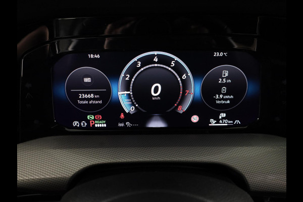 Volkswagen Golf 1.5 eHybrid Style Edition 204 pk Automaat (DSG) | Navigatie via App | Parkeersensoren (Park assist) | Achteruitrijcamera | Adaptieve cruise control | Autom. airco (3 zones) |