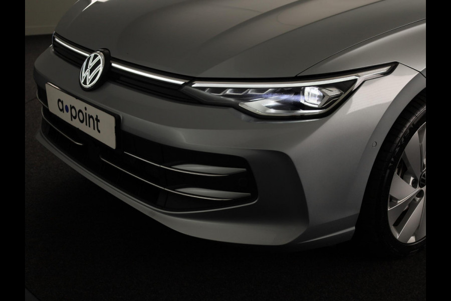 Volkswagen Golf 1.5 eHybrid Style Edition 204 pk Automaat (DSG) | Navigatie via App | Parkeersensoren (Park assist) | Achteruitrijcamera | Adaptieve cruise control | Autom. airco (3 zones) |