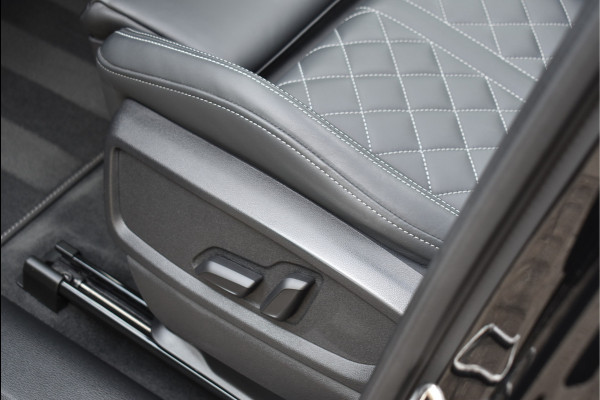 Audi Q5 50 TFSI e S-Line Competition Pano Luchtvering RS-Stoelen Matrix Full Led 21 Inch
