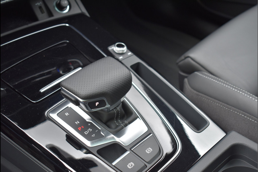 Audi Q5 50 TFSI e S-Line Competition Pano Luchtvering RS-Stoelen Matrix Full Led 21 Inch