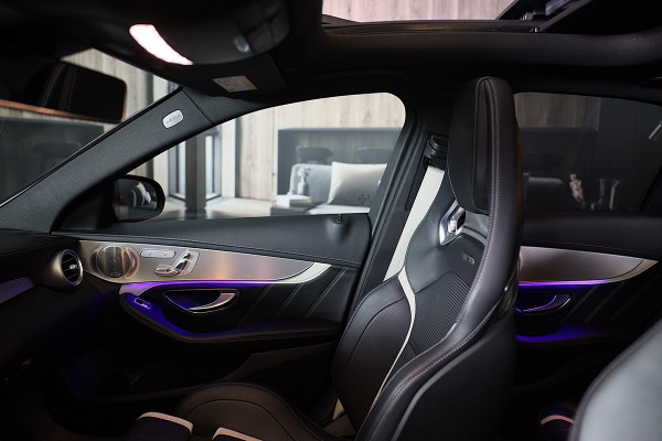 Mercedes-Benz C-Klasse AMG 63 S Premium Plus Pack / Schaalstoelen / Keramisch / Memory / Head Up / Burmester / Pano / Led / Pdc