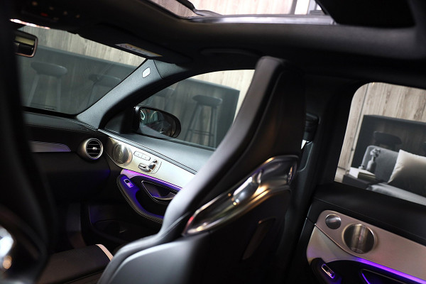 Mercedes-Benz C-Klasse AMG 63 S Premium Plus Pack / Schaalstoelen / Keramisch / Memory / Head Up / Burmester / Pano / Led / Pdc