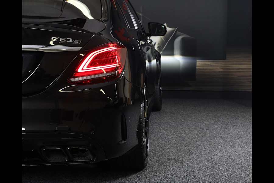 Mercedes-Benz C-Klasse AMG 63 S Premium Plus Pack / Schaalstoelen / Keramisch / Memory / Head Up / Burmester / Pano / Led / Pdc