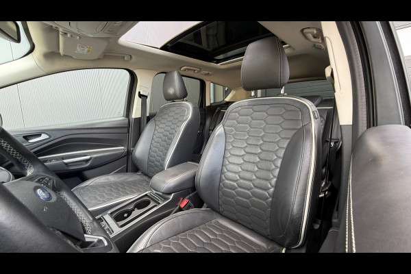 Ford Kuga Vignale 4WD AUT Pano ACC Trekhaak Camera Leder