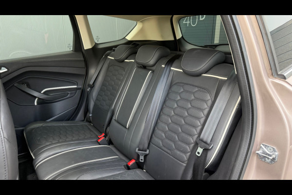 Ford Kuga Vignale 4WD AUT Pano ACC Trekhaak Camera Leder