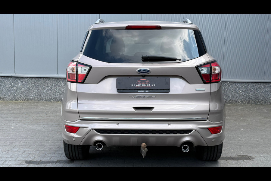 Ford Kuga Vignale 4WD AUT Pano ACC Trekhaak Camera Leder