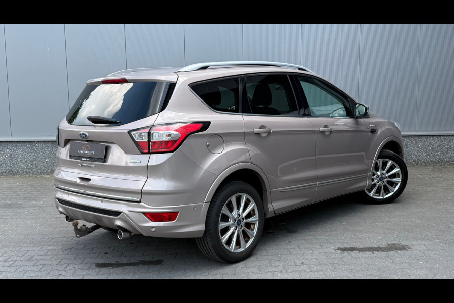 Ford Kuga Vignale 4WD AUT Pano ACC Trekhaak Camera Leder