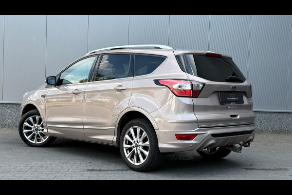 Ford Kuga Vignale 4WD AUT Pano ACC Trekhaak Camera Leder