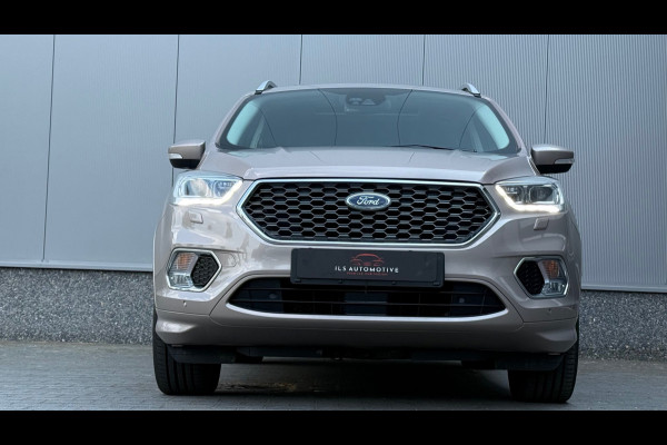 Ford Kuga Vignale 4WD AUT Pano ACC Trekhaak Camera Leder