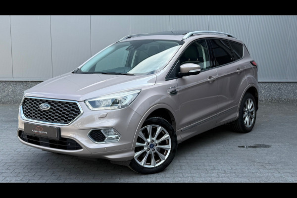 Ford Kuga Vignale 4WD AUT Pano ACC Trekhaak Camera Leder
