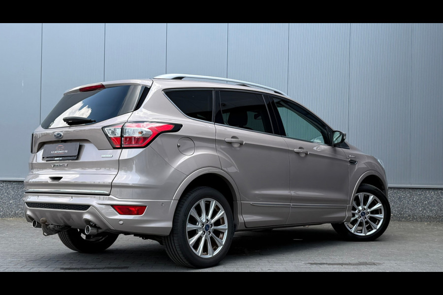 Ford Kuga Vignale 4WD AUT Pano ACC Trekhaak Camera Leder