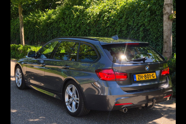 BMW 3 Serie Touring M Sport Edition Apple CarPlay Trekhaak 18inch breedset 6WB Virtual dash NAP RIJKLAAR