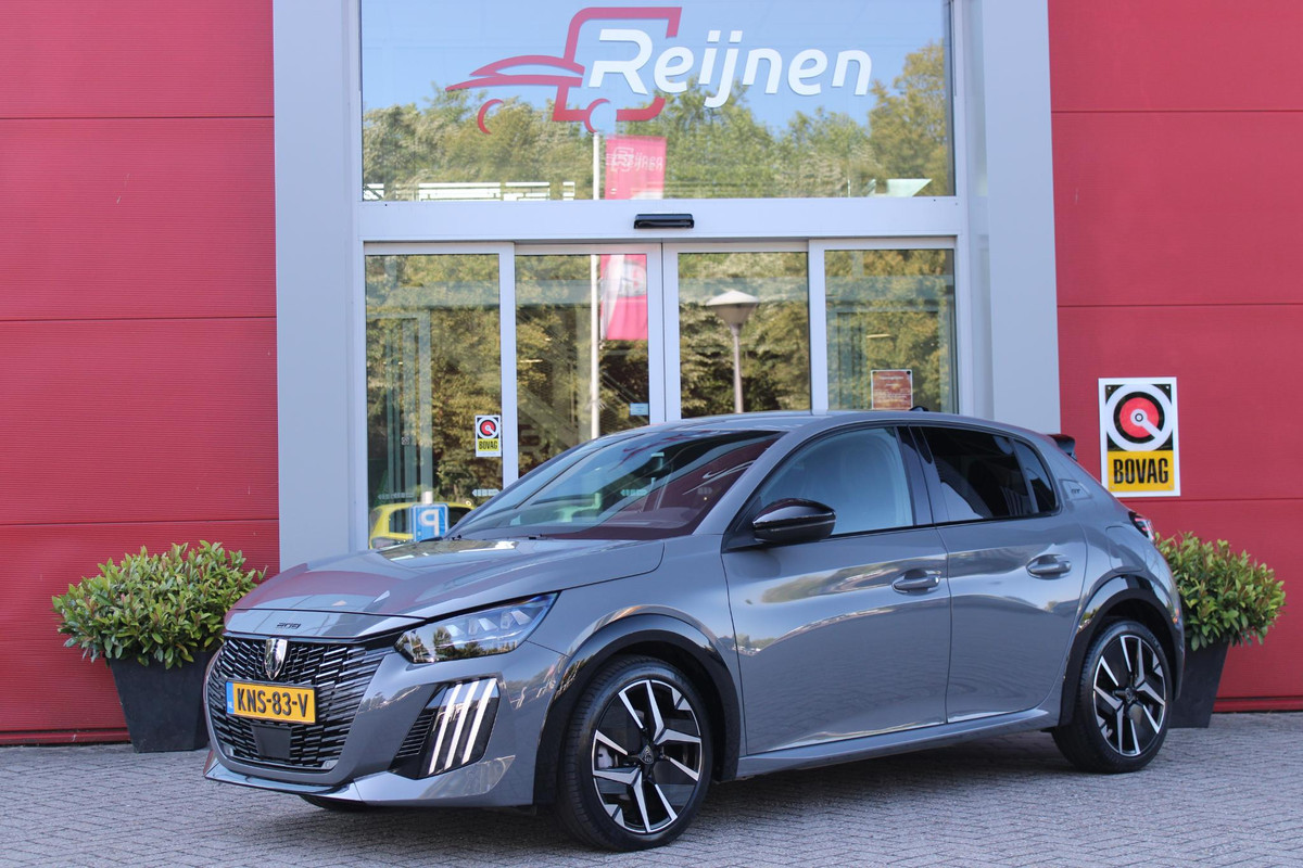 Peugeot 208 1.2 Hybrid 145PK AUTOMAAT GT PACK | ELEKTRISCH BEDIENBARE BESTUURDERSSTOEL MET MASSAGE FUNCTIE | ALCANTARA BEKLEDING | STOEL VERWARMING | CRUISE CONTROL | DAB+ RADIO | APPLE CARPLAY/ANDROID AUTO | FULL LED KOPLAMPEN | KEYLESS ENTRY/START | 17" LICHTMETALEN VELGEN | CLIMATE CONTROL | PARKEERSENSOREN VOOR + ACHTER | ACHTERUITRIJ CAMERA |