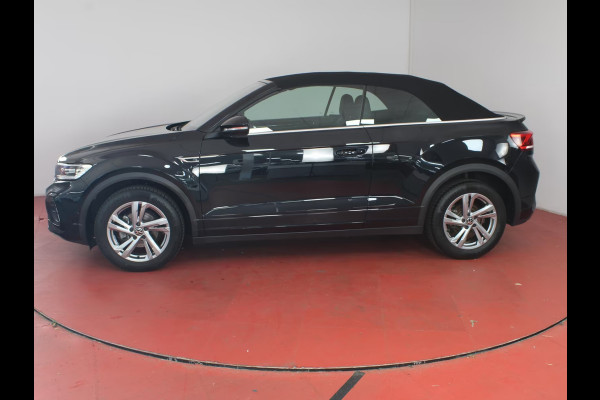 Volkswagen T-Roc Cabrio 1.5 TSI R-Line ** LED, NAVI+, ACC, TREKH, SPIEGEL- & WINTER-PACK, 17-inch LMV ** 1e EIG - VW-AG - UNFALLFREI ** ** INFORMEER OOK NAAR ONZE AANTREKKELIJKE FINANCIAL-LEASE TARIEVEN **
